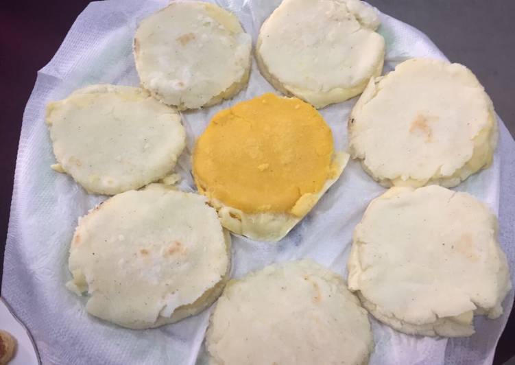 Steps to Make Quick Arepas venezolanas