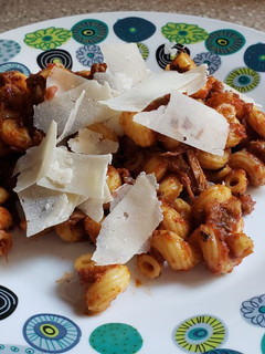 A picture of Ribeye Bolognese & Cellentani Noodles.