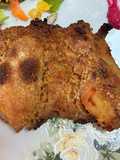 Sobrecoxa de frango empanada