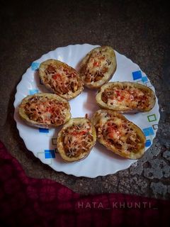 সয়াস্টাফ চীজি পটেটো(soya stuffed cheesy potato recipe in Bengali) রেসিপির প্রধান ছবি