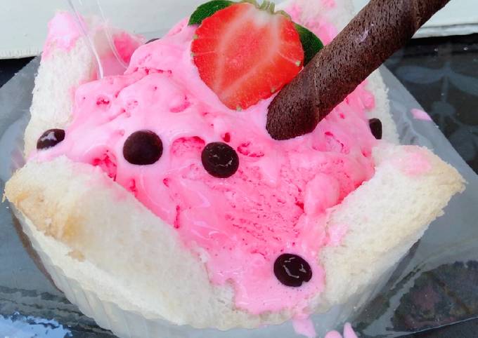 Ice cream strawberry chocolatos chip's 🍓🍨🍫 foto resep utama