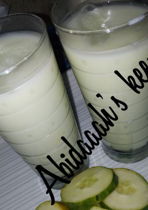 A picture of Cucumber lemonade.