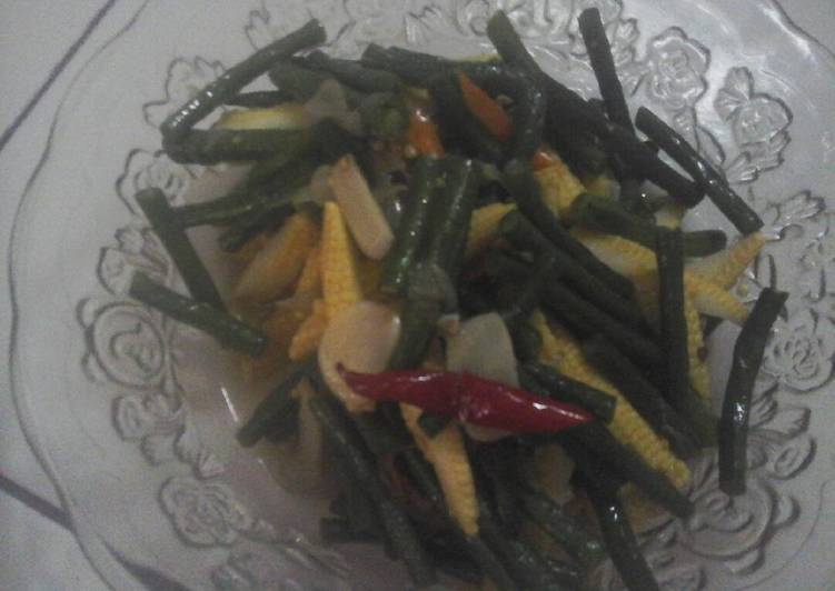 Resep Tumis kacang panjang dan jagung muda Anti Gagal