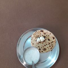 A picture of Namak mirchi roti.