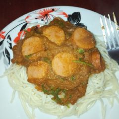Spaghetti and sauce with sausages A picture of Spaghetti and sauce with sausages.