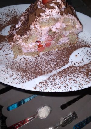 صورة لوصفة تيراميسو رولي بذوق الفراولة