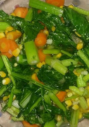 Foto resep Tumis(sawi..wortel.. Jagung)