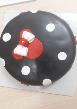 A picture of Chocolate black fondant cake.