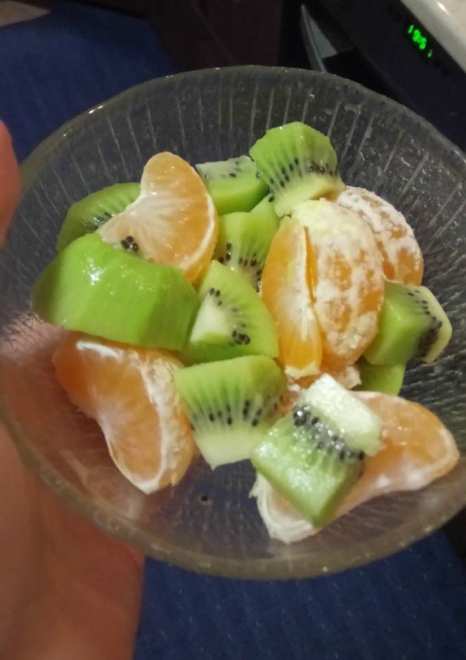 Салат  из фруктов
