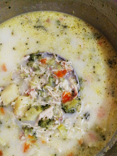 A picture of Creamy Broccoli soup.