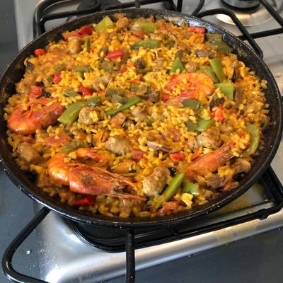 Paella de marisco y carne Receta de Vero LM- Cookpad