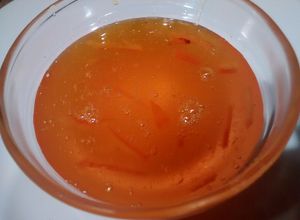 Una foto de Almíbar de mandarinas con cascaritas