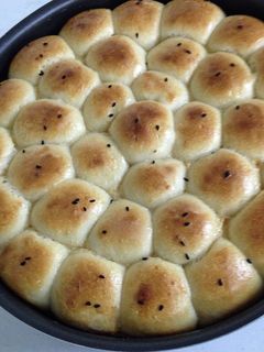 صورة لوصفة خلية النحل بعجينه سهله وطريه