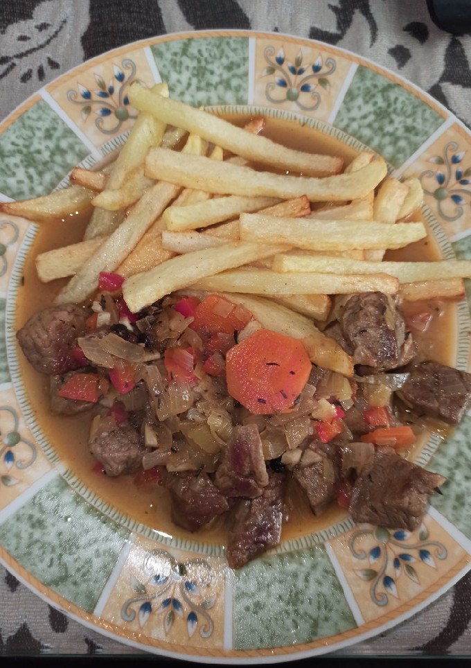 Una foto de Carne magra de cerdo en salsa 😋