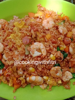 Foto resep Nasi Goreng Seafood mudah, murah dan lezat
