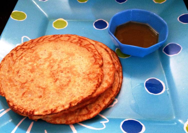 Steps to Prepare Super Quick Homemade Oatmeal &amp; Wheat Pancake