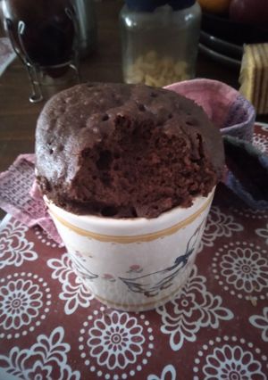 Una foto de Torta en taza chocolatosa