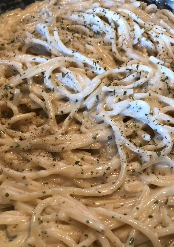 Una foto de Pasta con salsa de queso