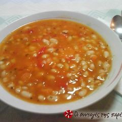 A picture of Country style fasolada.