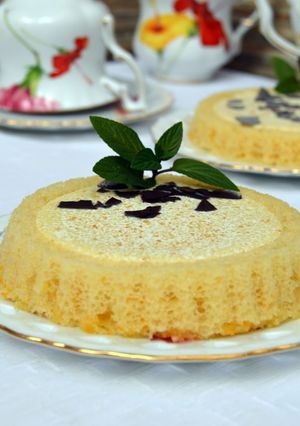 Foto principal de Tartaletas de bizcocho de calabaza y chocolate blanco