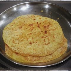 Puran poli / holige A picture of Puran poli / holige.