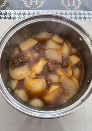 Foto resep Ungkep Daging Sapi Lobak