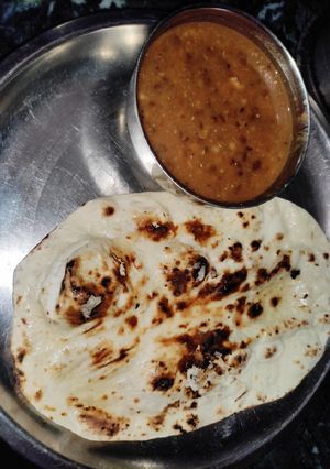 A picture of Butter Naan.