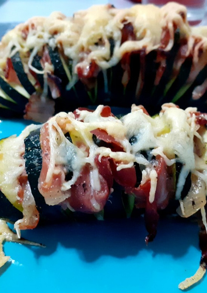 Una foto de Calabacín hasselback 🥒