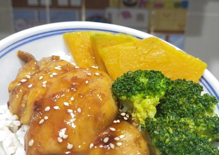 Recipe of Super Quick Chicken Teriyaki チキン照り焼き