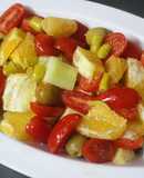 Ensalada de naranja y tomate con aceitunas