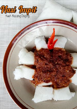 Gambar Nasi Impit Kuah Kacang Daging