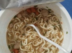 Foto resep Pop mie ayam bawang tabur boncabe
