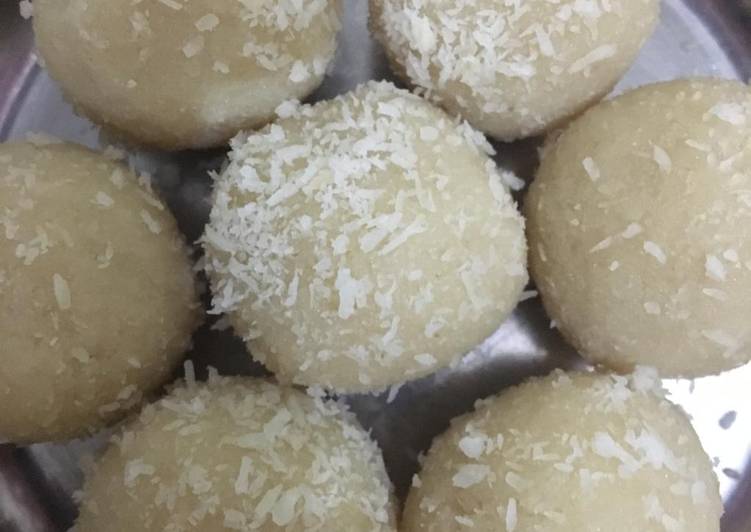 Coconut ladoo