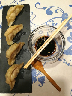 Una foto de Gyozas de cerdo y col 🐷