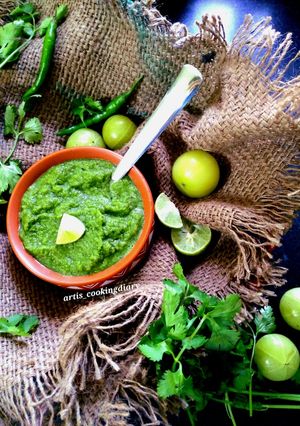 आंवला चटनी (Amla Chutney recipe in hindi) रेसिपी मुख्य फोटो