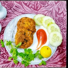 A picture of Shami Kabab!.
