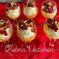 Yogurt and pomegranate parfait with honey: A picture of Yogurt and pomegranate parfait with honey:.