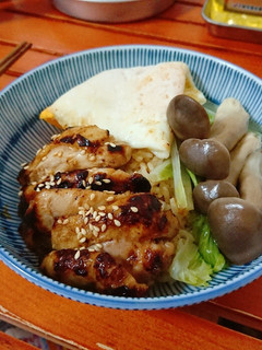 蜂蜜醬燒雞腿飯 的食譜成品照片