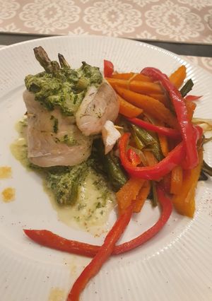 Una foto de Escalopes de pescado blanco con cremato, hierbas y chauchas