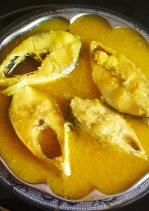 ইলিশ সরষে পোস্ত (Ilish sorshe posto recipe in Bengali) রেসিপির প্রধান ছবি