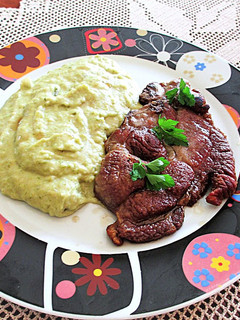 Foto principal de Filete de cerdo con puré de verduras