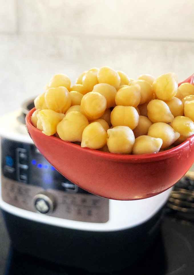 Una foto de Cocer garbanzos en olla FussionCook FC7 Smart