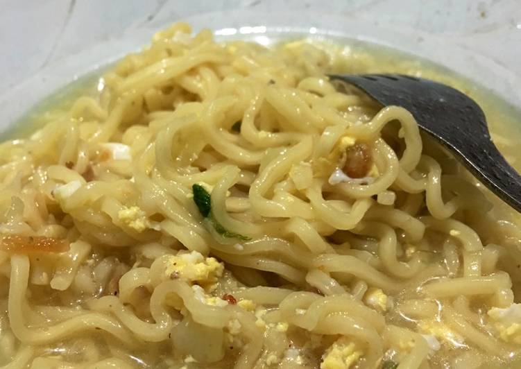 Cara Praktis Membuat E. Boiled Noodle++ (mie rebus salur sayur telur) Anti Gagal