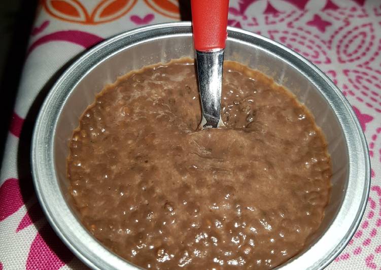 Budino al cioccolato e semi di chia