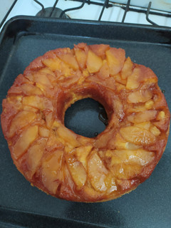 Una foto de Torta invertida de manzana