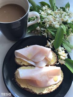 Una foto de Desayuno saludable 1, imitando a Marieta