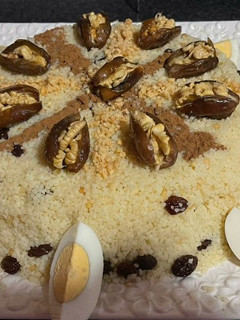 Una foto de Como hacer Couscous dulce seffa marroquí deliciosa y rápida