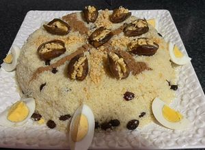 Una foto de Como hacer Couscous dulce seffa marroquí deliciosa y rápida