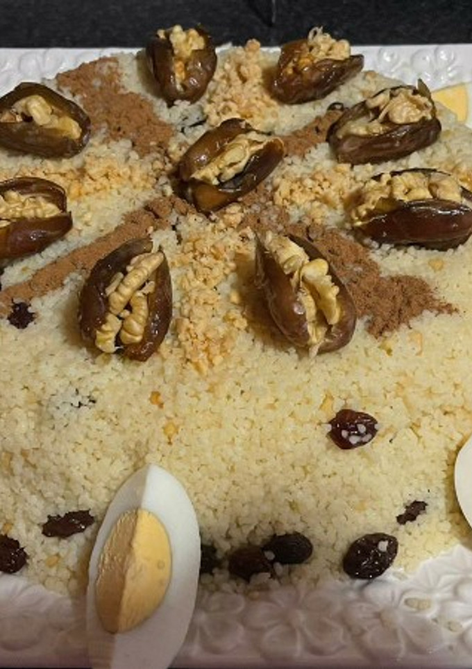 Una foto de Como hacer Couscous dulce seffa marroquí deliciosa y rápida