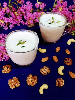 A picture of Dry Fruits Milk Shake.